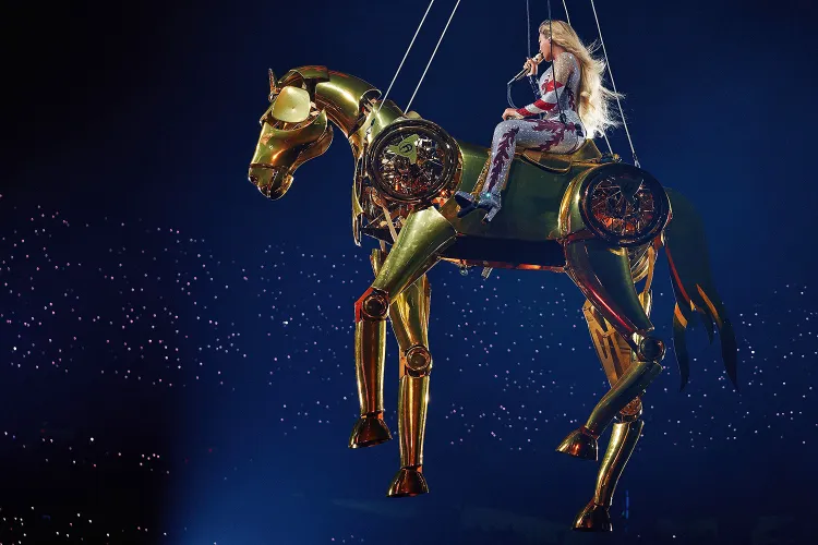Beyoncé Swaps Broken Car for Dazzling Gold Horse in Epic Cowboy Carter Show Twist