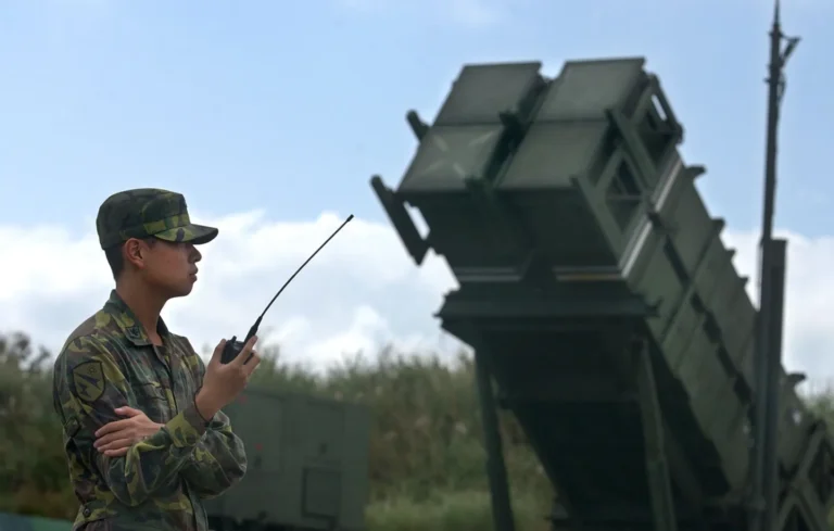 Trump Reportedly Blocks $400M Military Aid Deal for Taiwan Amid China Talks